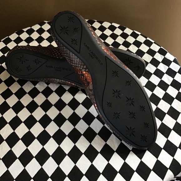 Karl Lagerfeld snake print ballet flat 8, feels like a 7.5. - Picture 4 of 5